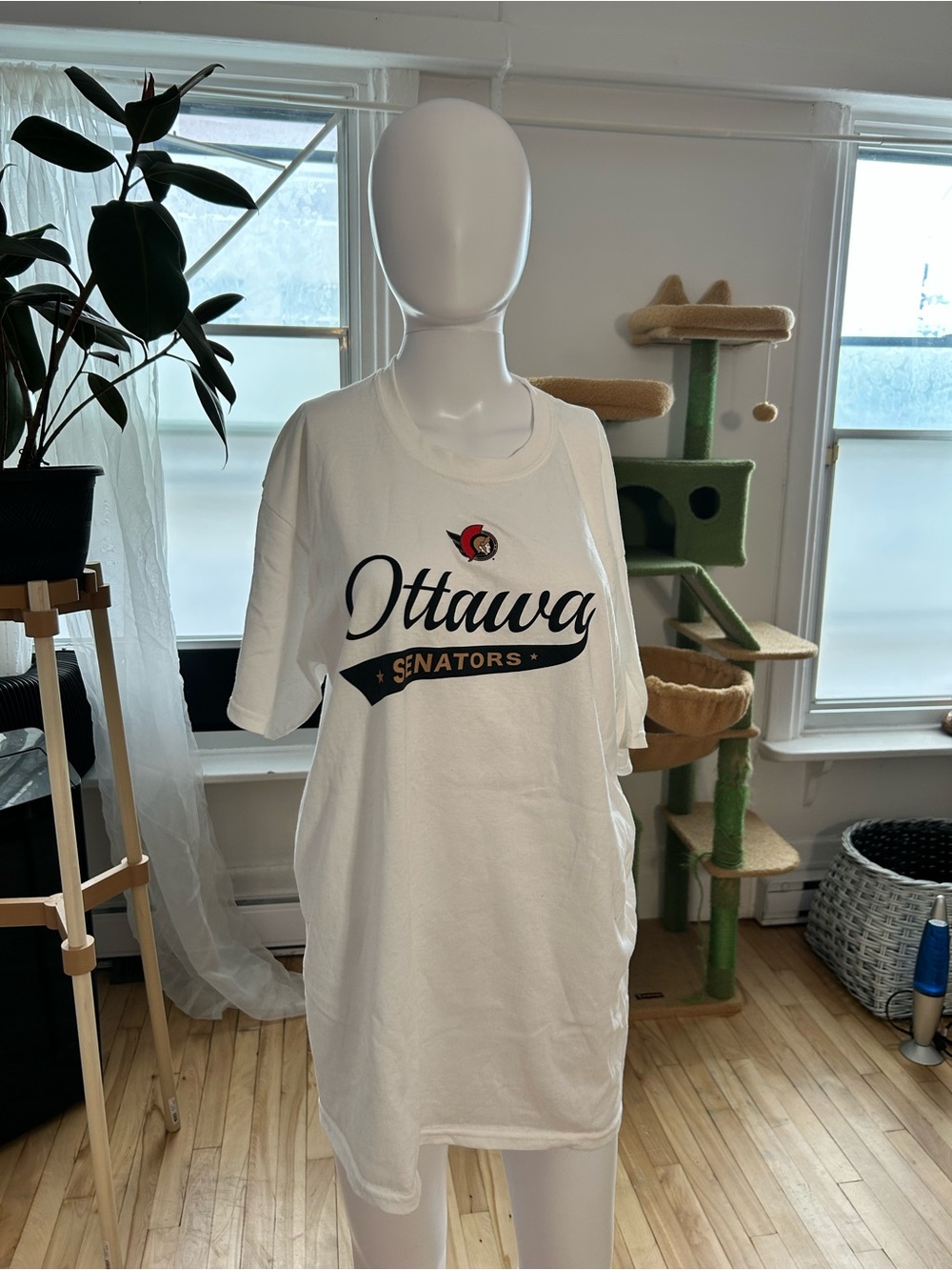 NHL Ottawa Senators White Graphic Tee - Script Logo